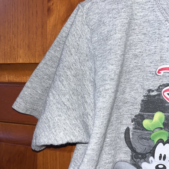 2016 Disney Tee - Picture 7 of 13